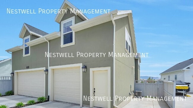 Building Photo - 5088 W Beach Comber Way