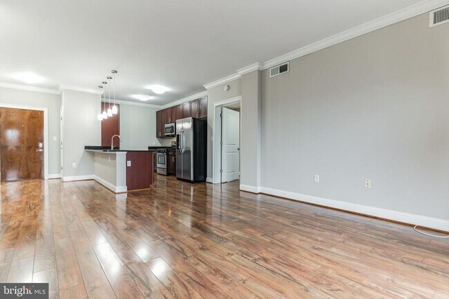 Building Photo - 6301 Edsall Rd