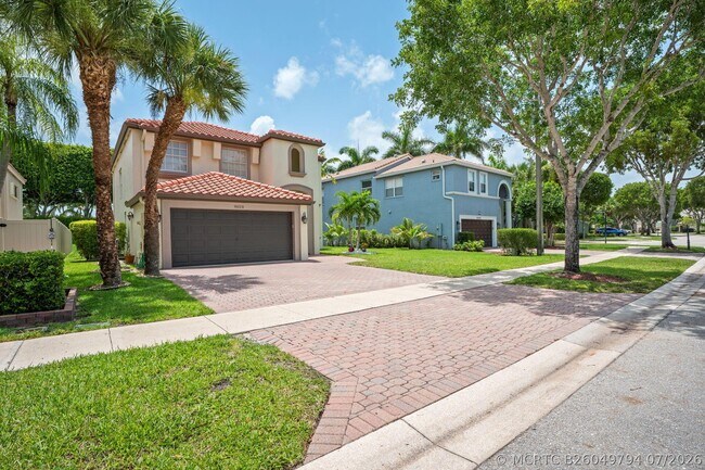 Building Photo - 9058 Alexandra Cir