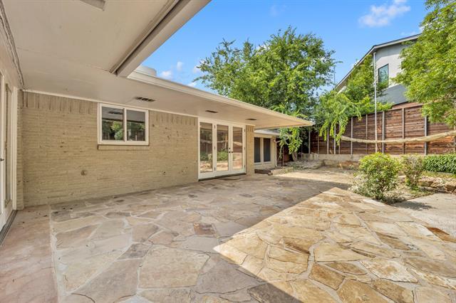 Building Photo - 7157 Alexander Dr