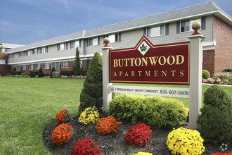 Building Photo - Buttonwood Apartments