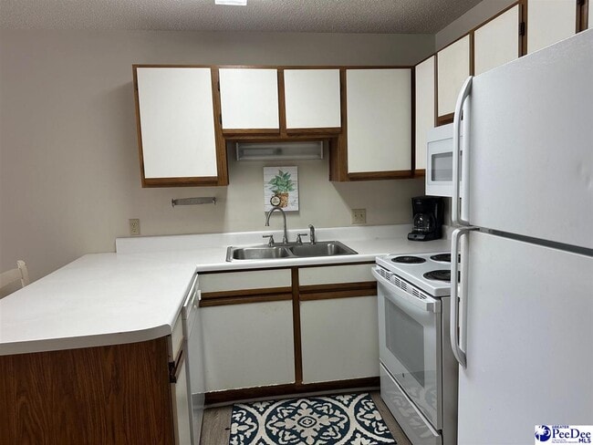 Building Photo - 419 S Coit St