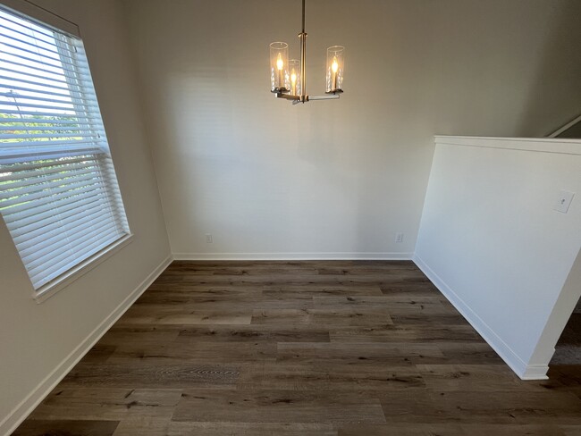 Building Photo - 11295 Sessions Dr NW