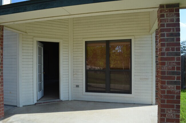 Building Photo - 3BR 2BA is located in a quiet Harker Heigh...
