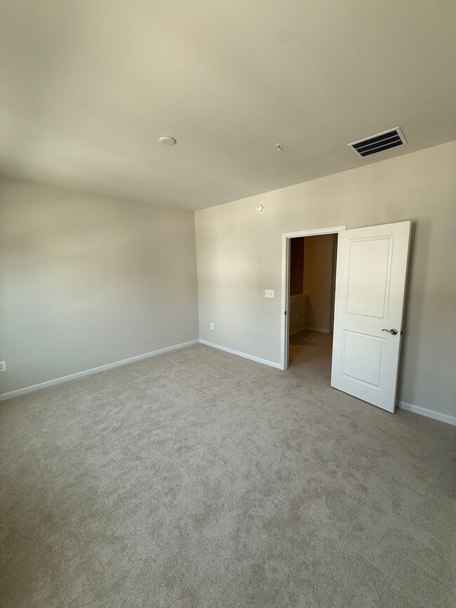 Building Photo - Luxury 3BR Townhome in Shipley Homestead | Quartz Kitchen, Fireplace & 2-Car Garage