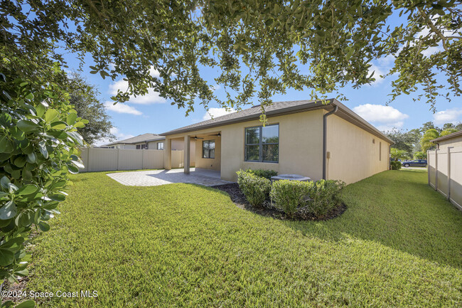 Building Photo - 4084 Caladium Cir