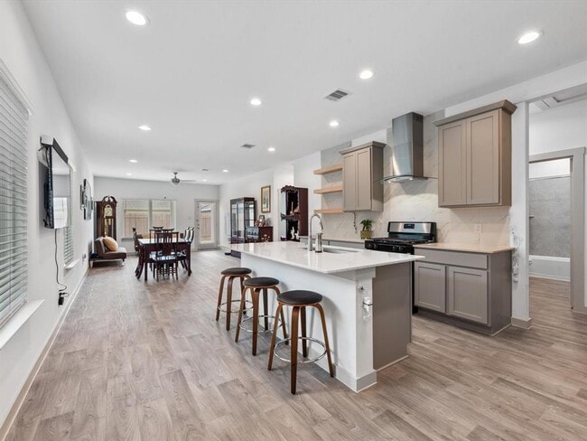 Building Photo - 12525 Abbey House Ct