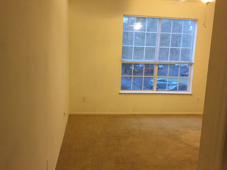 Building Photo - 170 Veracruz Dr unit 321