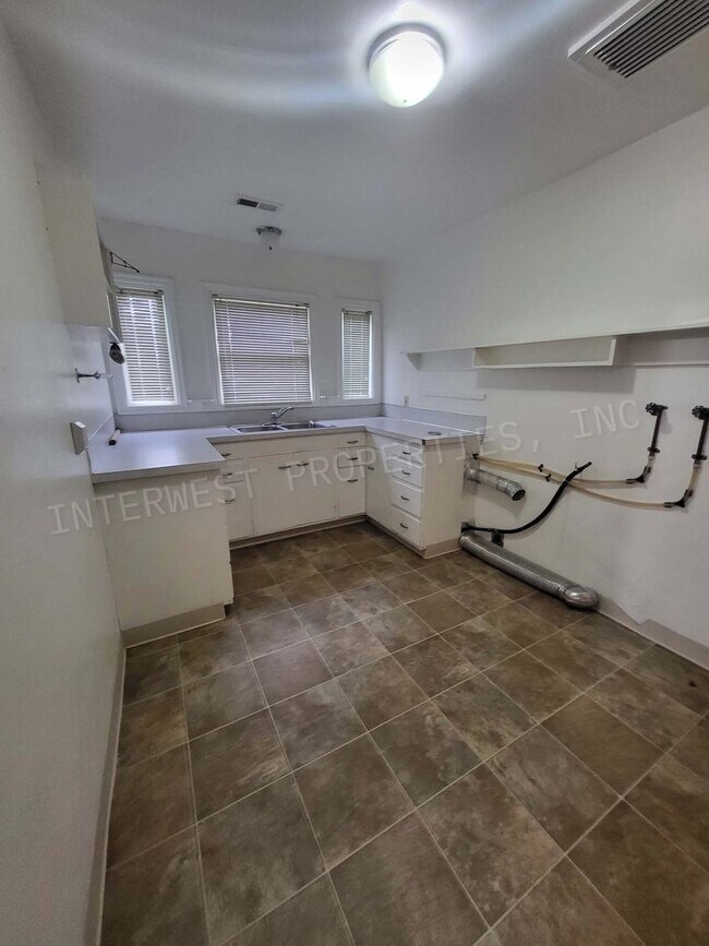 Building Photo - Classic Farmhouse on Murray w/Acreage, Mul...