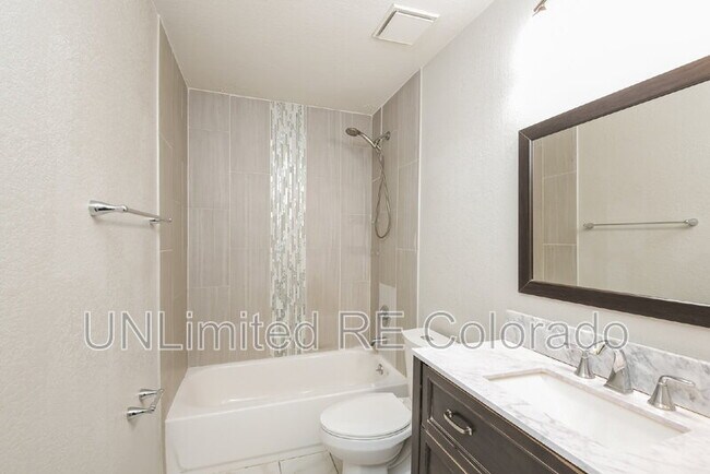 Building Photo - 9866 Lafayette St