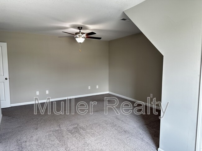 Building Photo - 7959 Cambridge Reserve Dr