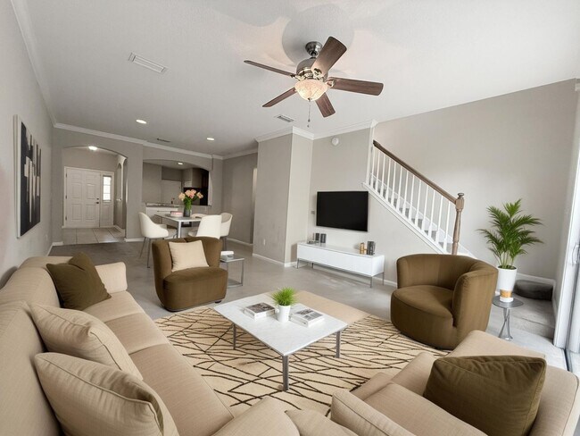 Building Photo - BEAUTIFUL 3/2.5 Hillcrest Townhome with ov...