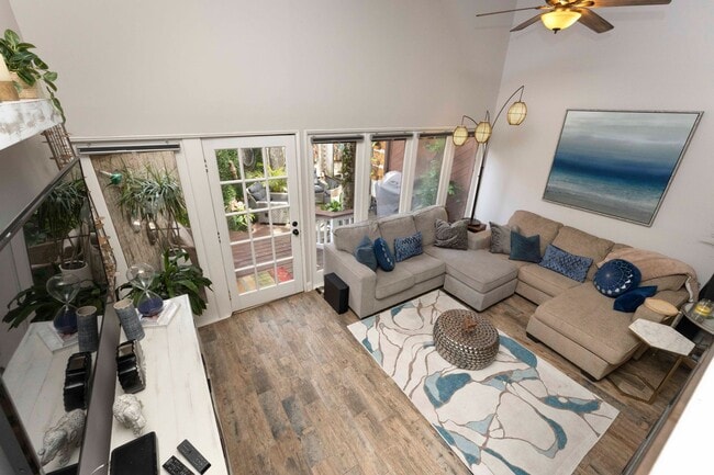 Building Photo - Chalet by the Sea SHORT OR LONG TERM RENTAL