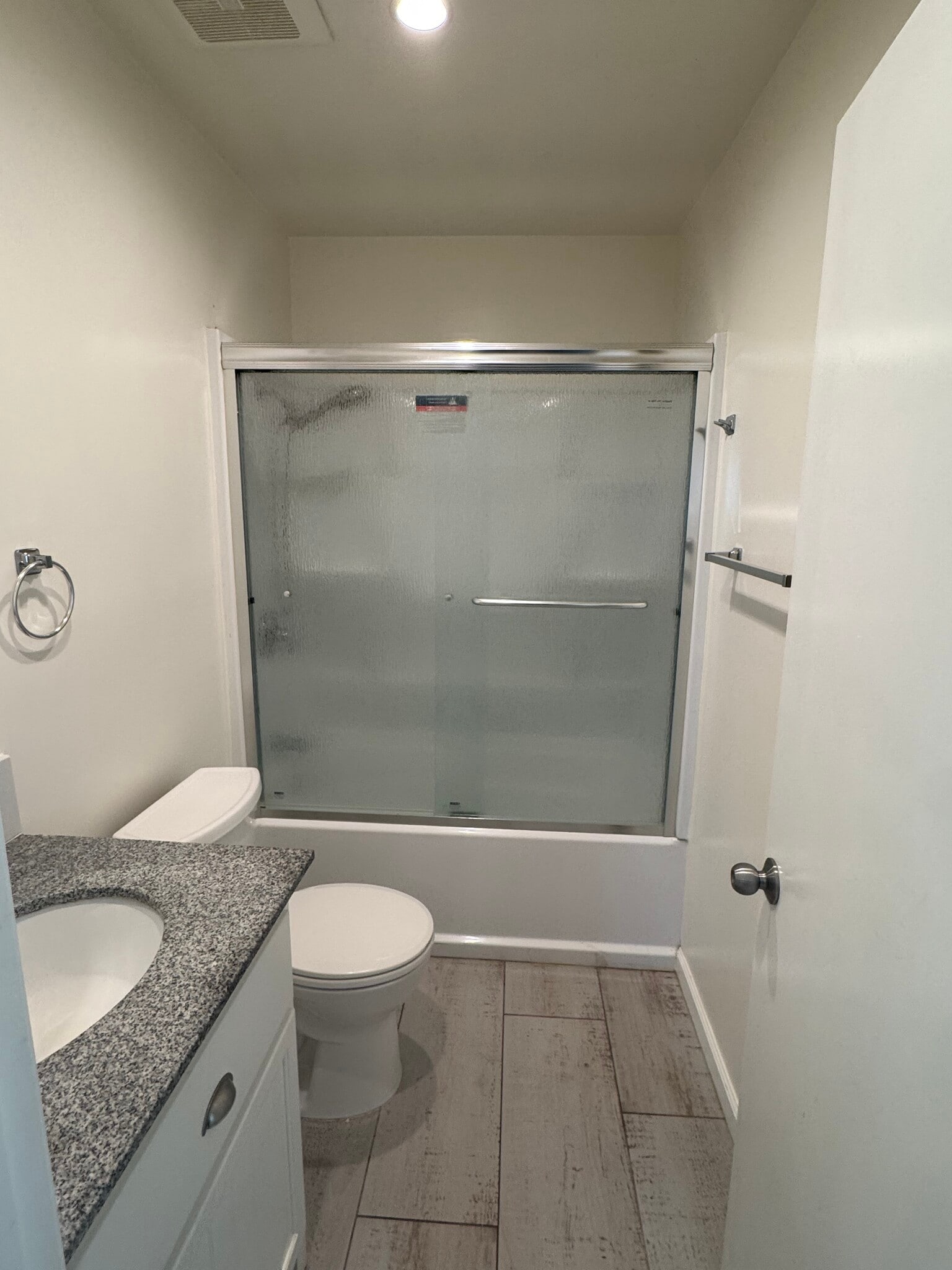 Building Photo - 10166 Petit Ave