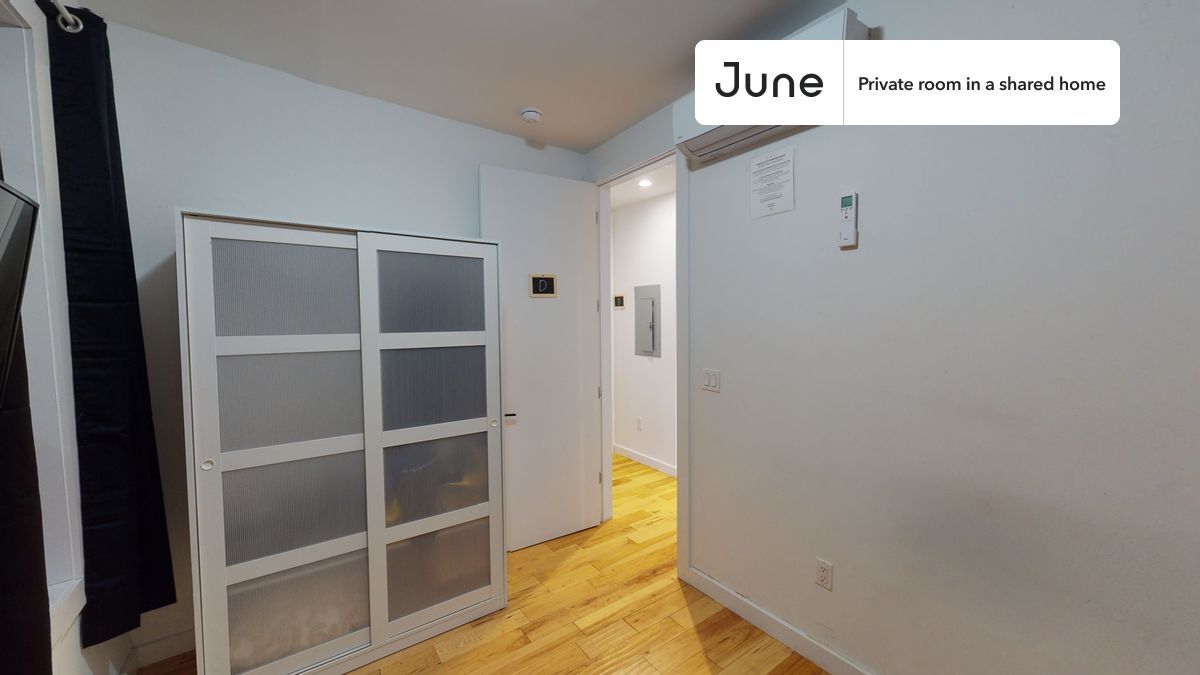 Building Photo - Room in Shared 4 bed/2 bath home