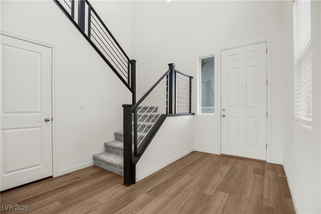 Building Photo - 3055 Magnolia Rnch Ave