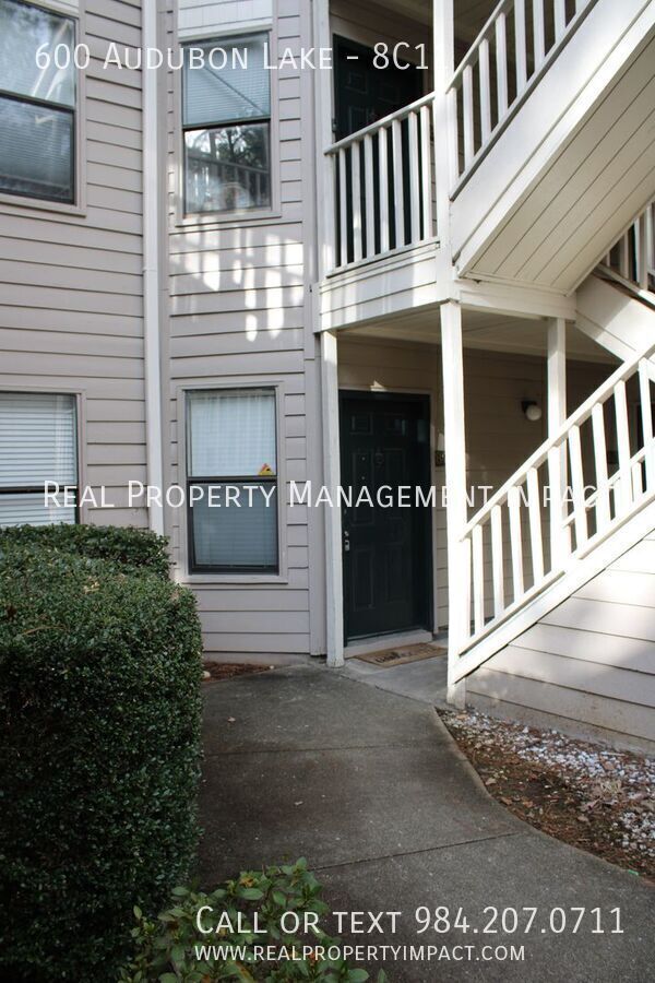 Primary Photo - Great Location - 2 Bedroom 2 Bath Condo ne...