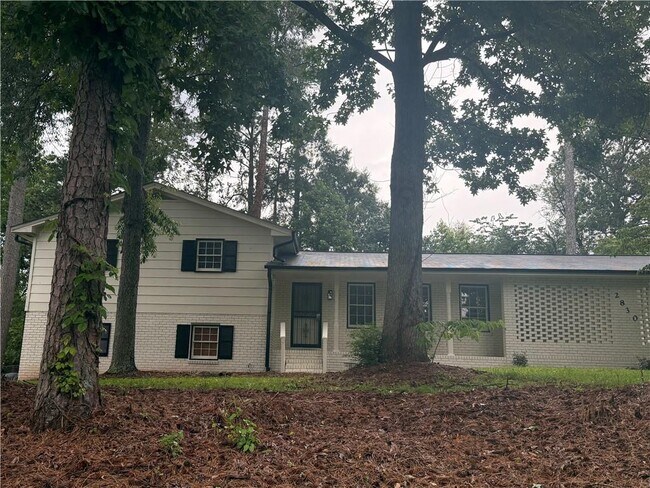 Building Photo - 2830 Idlewood Dr