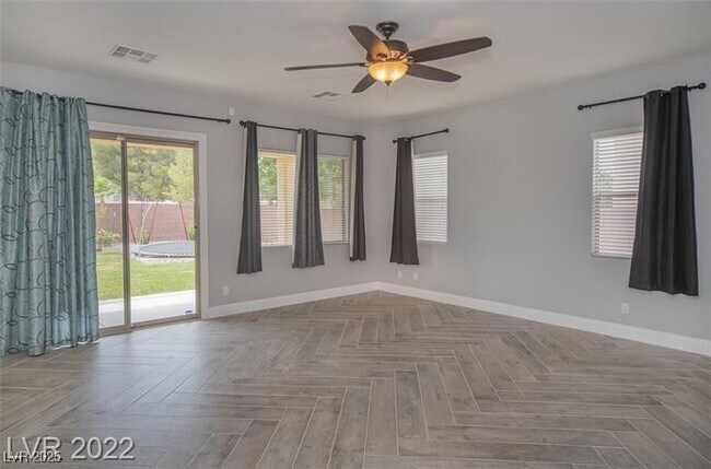 Building Photo - 4935 N Moncada Way