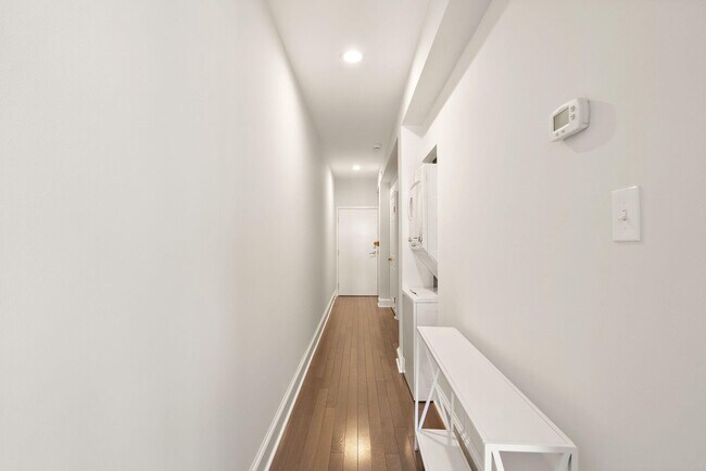 Building Photo - 1733 20th St NW