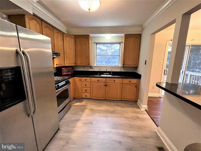 Building Photo - 17626 Longview Ln