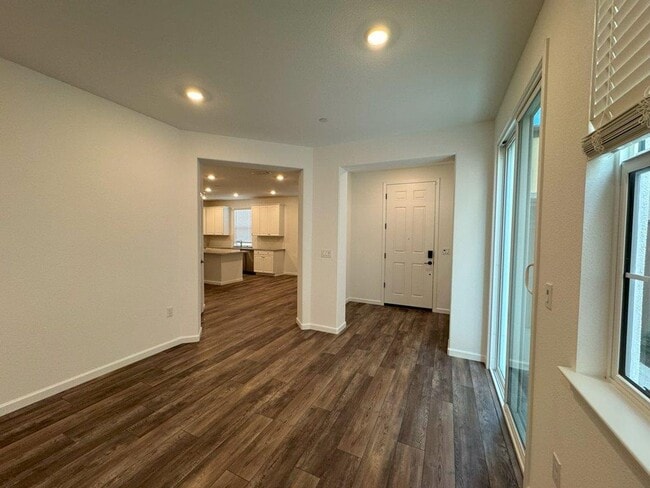 Building Photo - Brand new Lennar Home FOR RENT