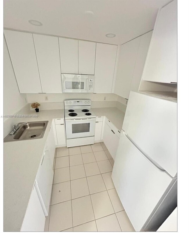 Building Photo - 20749 SW 80th Pl
