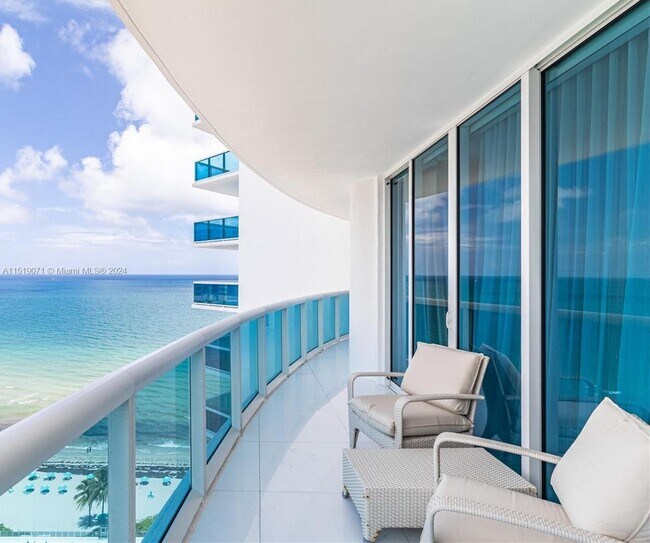 Building Photo - 2711 S Ocean Dr