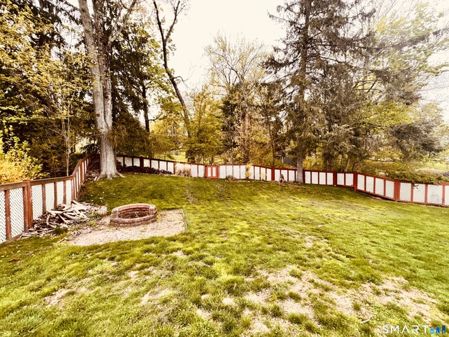 Building Photo - 33 Jepson Ln