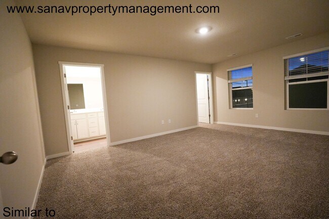 Building Photo - Townhome in Prime Ankeny Location