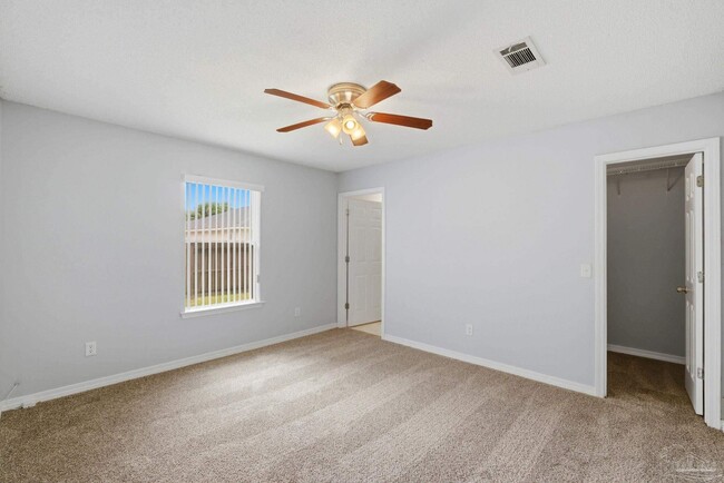 Building Photo - 1076 Antigua Cir