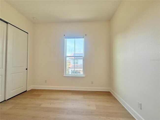 Building Photo - 12933 Doisy St