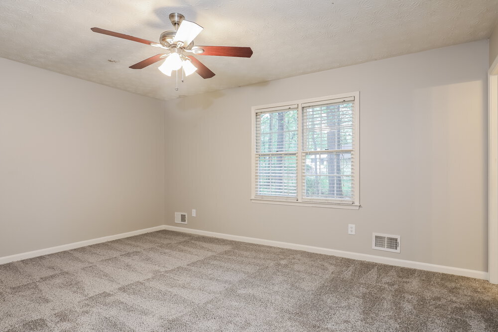 Building Photo - 1019 River Stone Ct