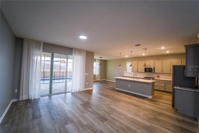 Building Photo - 8368 Fenton St