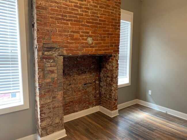 Building Photo - 6855 Penn Ave