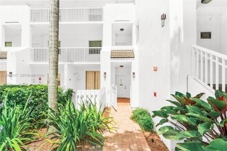 Building Photo - 10730 NW 66th St