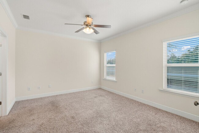 Building Photo - 4805 Stellata Ln