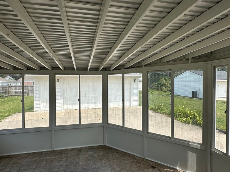 Building Photo - 31074 Birchwood St