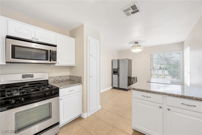 Building Photo - 2200 S Fort Apache Rd