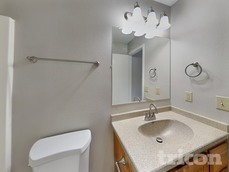 Building Photo - 4211 Dunedin Ct