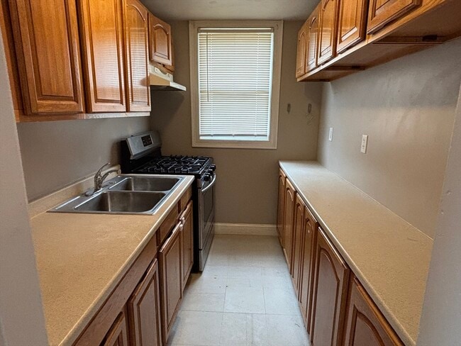 Building Photo - 179 Tremont St