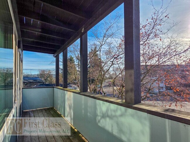 Building Photo - 12345 SW Hall Blvd