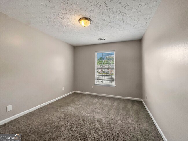 Building Photo - 3855 Shenfield Dr