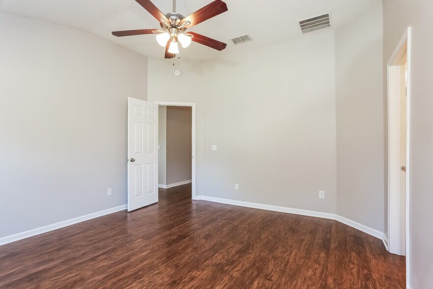 Building Photo - 3871 Ringneck Dr