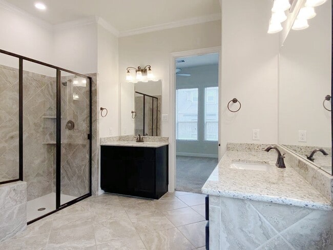 Building Photo - 14626 Moccasin Ridge Dr