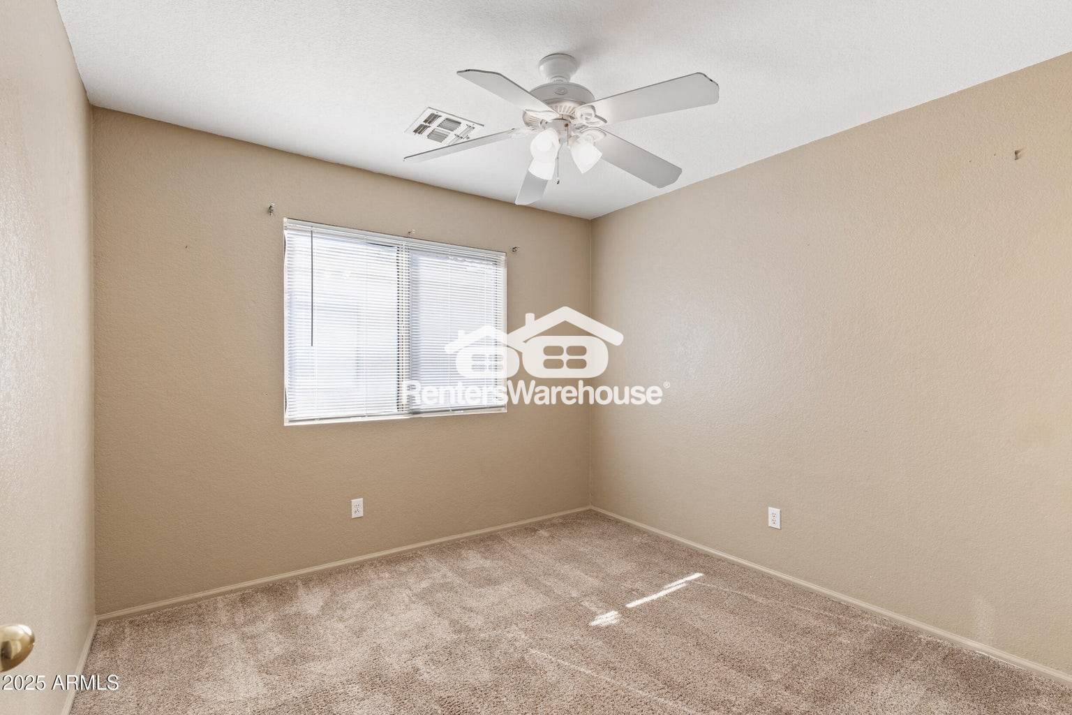 Building Photo - 39837 N Manetti St