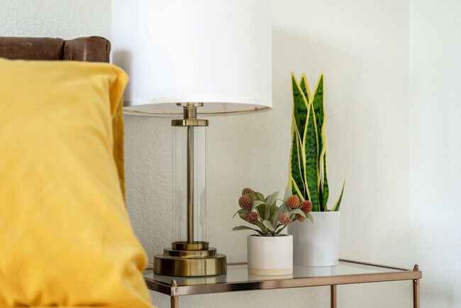 Building Photo - 8902 Feather Hill Rd