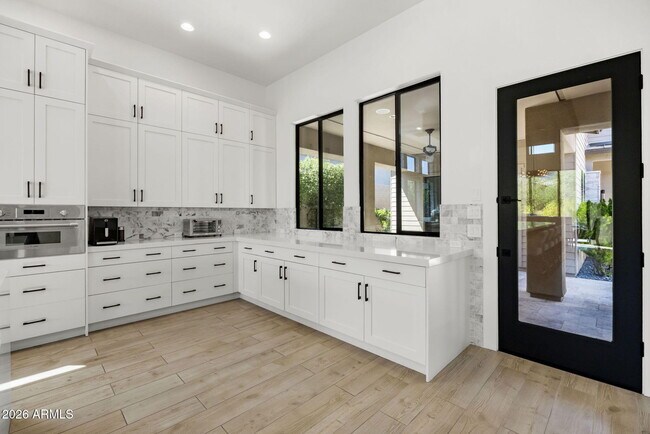 Building Photo - 13267 E Ranch Gate Rd