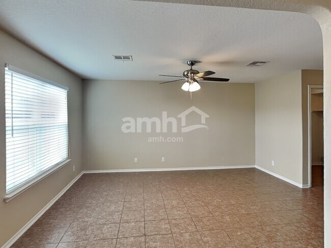 Building Photo - 11766 Wayward Daisy