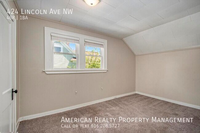 Building Photo - 424 Lincoln Ave NW